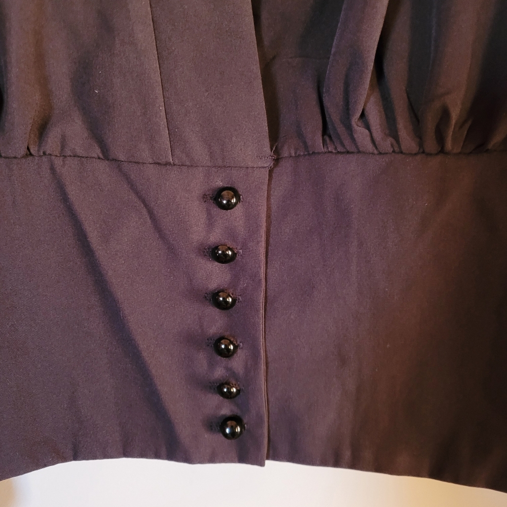 Retro look button up top ~ Large - Picture 3 of 3